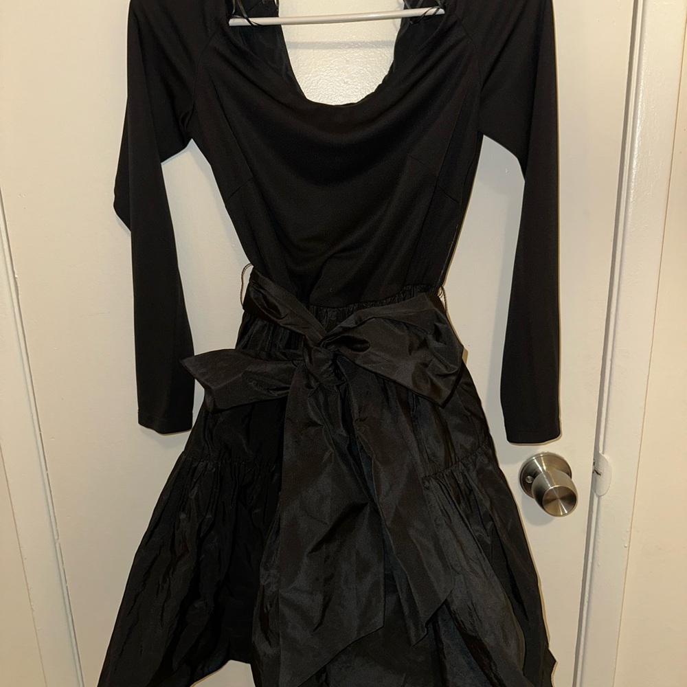 Lauren Ralph Lauren Off shoulder tiered skirt Black Long Sleeve Dress with bow